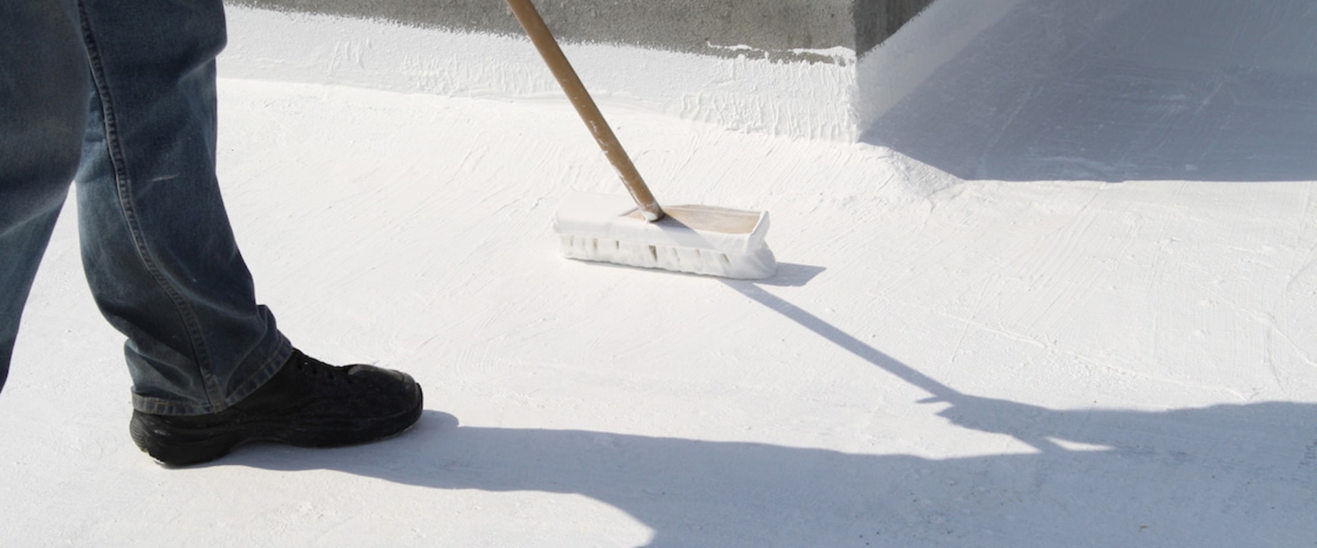 Does roof coating stop leaks?